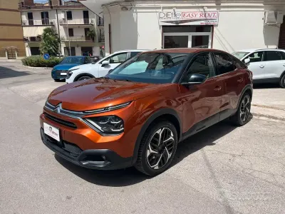 Usata Citroën C4 Shine 131 CV (96 kW) 2022 Arancione Berlina
