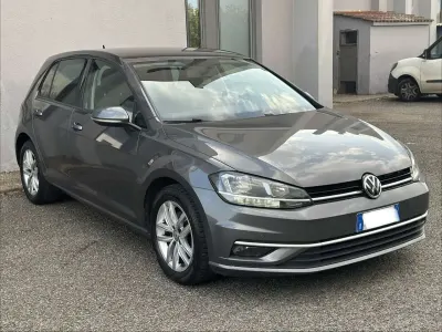 Usata VW Golf VII Business 116 CV (85 kW) 2017 Grigio canna di fucile Berlina