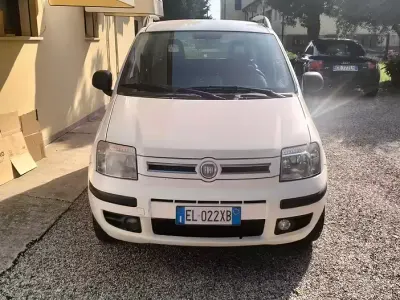 Usata Fiat Panda 77 CV (56 kW) 2012 Bianco Utilitaria