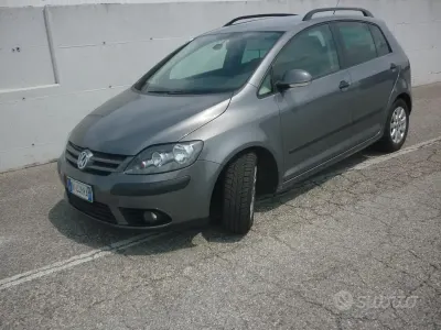 Usata VW Golf Plus Comfortline 122 CV (89 kW) 2008 Grigio Monovolume