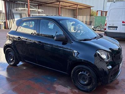 Usata Smart ForFour 71 CV (52 kW) 2017 Nero Utilitaria