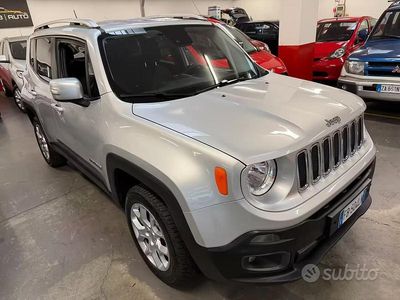 Usata Jeep Renegade Limited 140 CV (102 kW) 2015 Grigio SUV