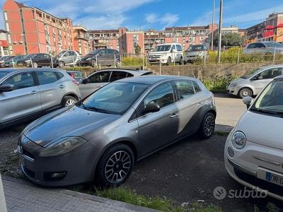Usata Fiat Bravo 120 CV (88 kW) 2012 Grigio Utilitaria