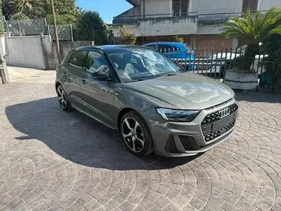 Usata Audi A1 S-Line 116 CV (85 kW) 2025 Grigio SUV