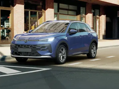 Nuova VW T-Roc Life 115 CV (84 kW) 2026 Celestial blue metallizzato SUV