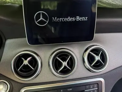 Usata Mercedes GLA200 2019 Grigio SUV