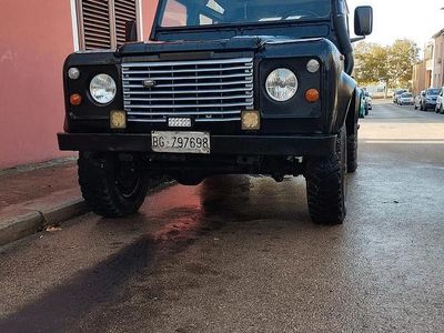 Occasion Land Rover Defender 113 ch (83 kW) 1994 Noir SUV