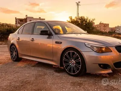 Usata BMW 530 Efficient Dynamics 218 CV (160 kW) 2003 Grigio Berlina