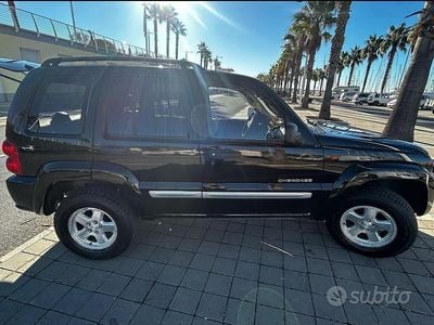 Usata Jeep Cherokee Limited 2004 Nero SUV