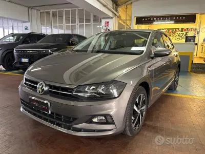 Usata VW Polo Sport 116 CV (85 kW) 2020 Grigio Utilitaria