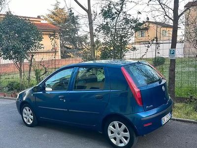Usata Fiat Punto 2004 Blu Utilitaria