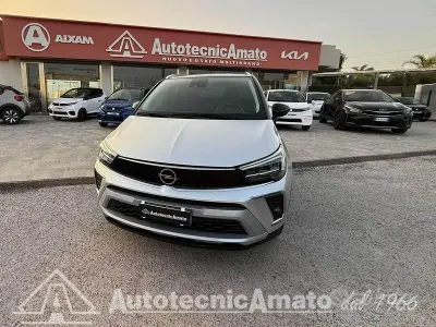 Usata Opel Crossland Ultimate 131 CV (96 kW) 2023 Grigio SUV