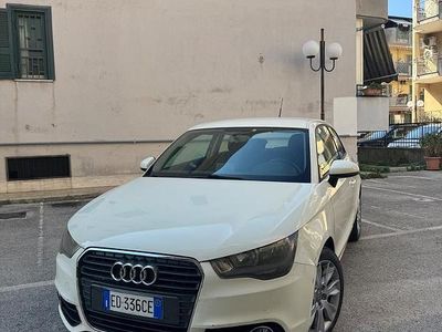 Usata Audi A1 105 CV (77 kW) 2010 Bianco Utilitaria