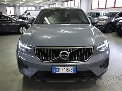 Usata Volvo XC40 Core 179 CV (131 kW) 2022 Grigio SUV