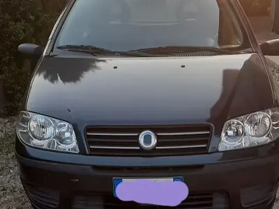 Usata Fiat Punto Classica 60 CV (44 kW) 2004 Grigio Utilitaria