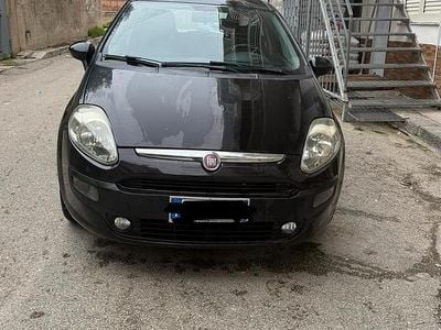 Usata Fiat Punto Evo Dynamic 86 CV (63 kW) 2011 Nero Utilitaria