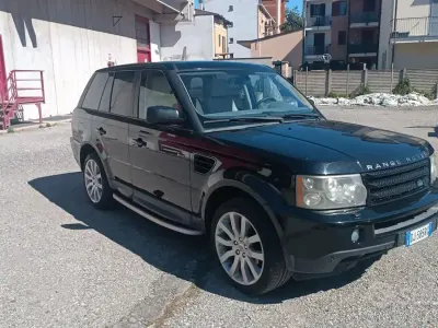 Käytetty Land Rover Range Rover Sport 190 HP (139 kW) 2007 Musta Katumaasturi