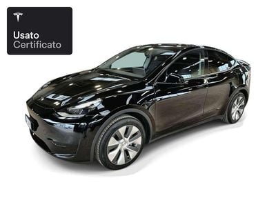 Solid black Usata 2024 Tesla Model Y RWD SUV | 37.100 € (Buon prezzo)