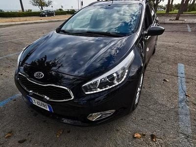 Usata Kia Ceed Sportswagon 128 CV (94 kW) 2015 Nero Station wagon