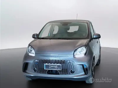 Usata Smart ForFour Electric Drive Passion 41 kW (56 CV) 2022 Grigio Berlina