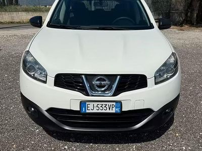 Usata Nissan Qashqai Acenta 150 CV (110 kW) 2011 Bianco SUV