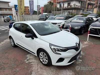 Usata Renault Clio V Intens 66 CV (48 kW) 2021 Bianco Berlina
