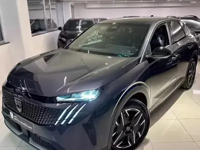 Nuova Peugeot 3008 Allure 136 CV (100 kW) 2026 Grigio SUV