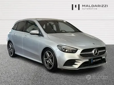 Usata Mercedes B180 Premium 116 CV (85 kW) 2019 Grigio Utilitaria