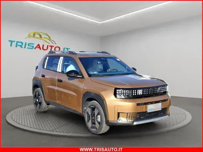 Nuova Fiat Grande Panda La Prima 100 CV (73 kW) 2026 Marrone Utilitaria