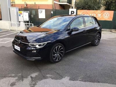 Usado VW Golf VIII Style 116 CV (85 kW) 2021 Negro Utilitario