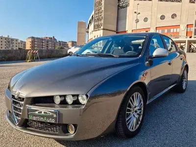 Usata Alfa Romeo 159 170 CV (125 kW) 2010 Grigio Berlina