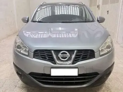 Usata Nissan Qashqai Tekna 110 CV (80 kW) 2011 Grigio SUV