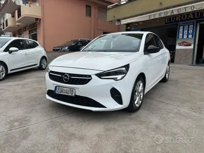 Usata Opel Corsa Elegance 102 CV (75 kW) 2021 Bianco Utilitaria