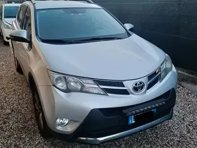 Usata Toyota RAV4 150 CV (110 kW) 2014 Grigio SUV