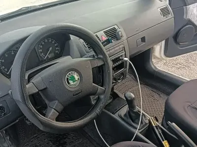Usata Skoda Fabia 64 CV (47 kW) 2003 Berlina