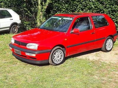 Usata VW Golf III 75 CV (55 kW) 1992 Rosso Utilitaria