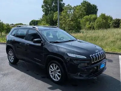 Używany Jeep Cherokee Limited 170 KM (125 kW) 2015 Czarny SUV