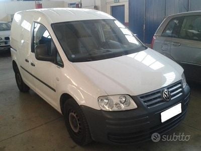 Usata VW Caddy 109 CV (80 kW) 2008 Bianco Monovolume