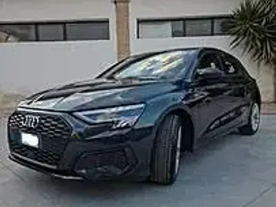Usata Audi A3 Attraction 116 CV (85 kW) 2022 Grigio Berlina