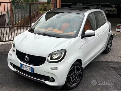 Usata Smart ForFour Prime 70 CV (51 kW) 2015 Bianco Utilitaria
