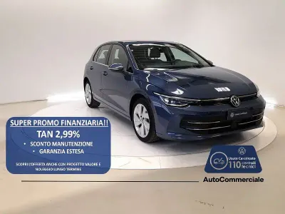 Usata VW Golf VIII Style 150 CV (110 kW) 2025 Blu Berlina