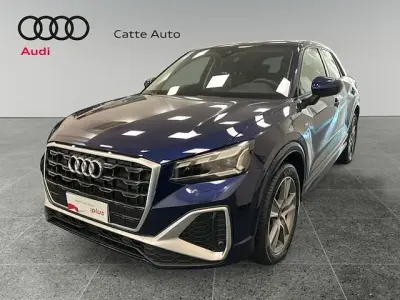 Nuova Audi Q2 S-Line 150 CV (110 kW) 2025 Blu navarra metallizzato SUV