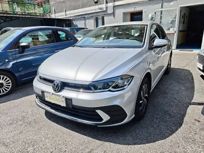 Gebraucht VW Polo Life 95 PS (69 kW) 2023 Silber Kleinwagen