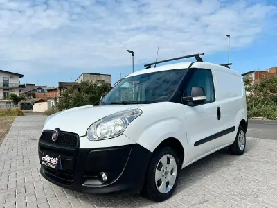 Usata Fiat Doblò 105 CV (77 kW) 2014 Bianco Monovolume