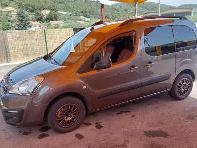 Usata Peugeot TePee Active 99 CV (72 kW) 2015 Grigio Station wagon
