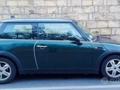 Usata Mini Cooper 116 CV (85 kW) 2005 Verde Utilitaria