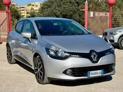 Usata Renault Clio IV Life 75 CV (55 kW) 2017 Grigio Berlina