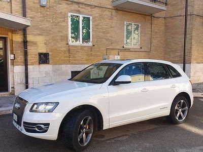 Usata Audi Q5 Advanced 170 CV (125 kW) 2011 Bianco SUV