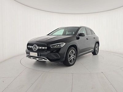 Usata Mercedes GLA200 150 CV (110 kW) 2020 Nero SUV