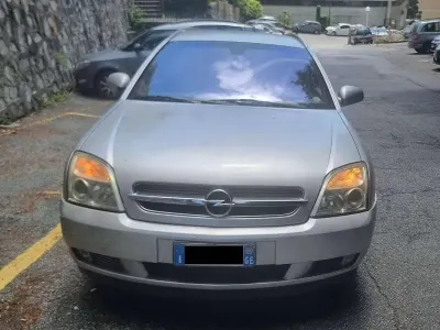 Usata Opel Vectra Elegance 122 CV (89 kW) 2004 Argento Station wagon